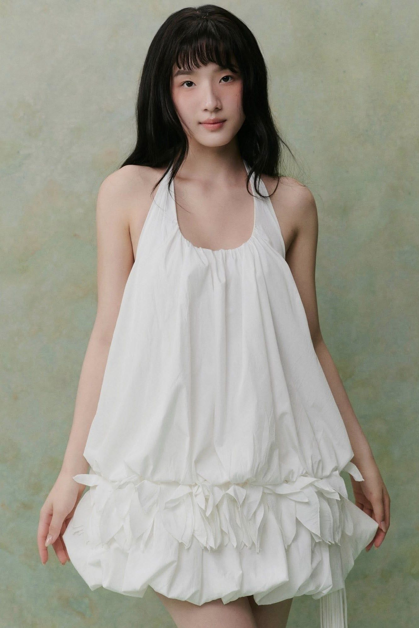 Đầm dáng bí Izcalli Dress in White