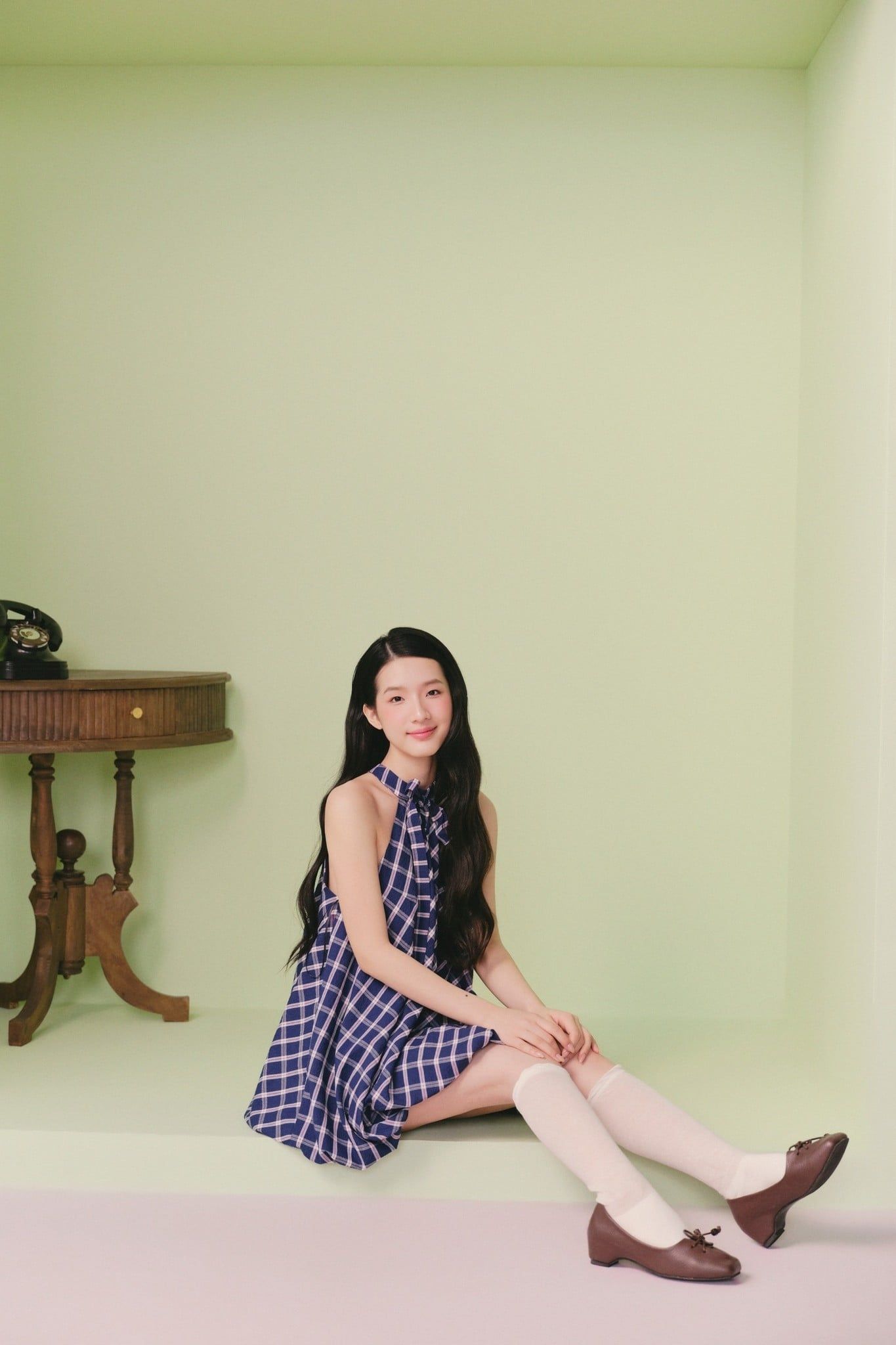 Váy cổ yếm kẻ caro Blue Checked Halter Neck Puff Mini Dress