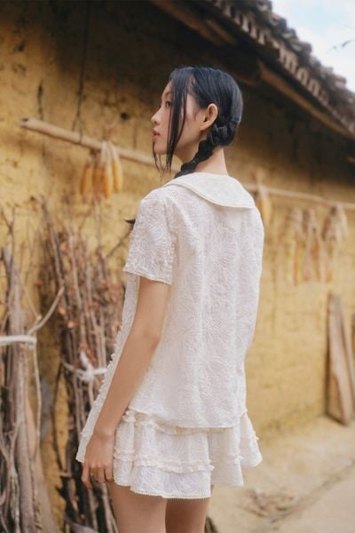  Set áo và chân váy váy kem Cream Lace Chiffon Fleur Collar Set 