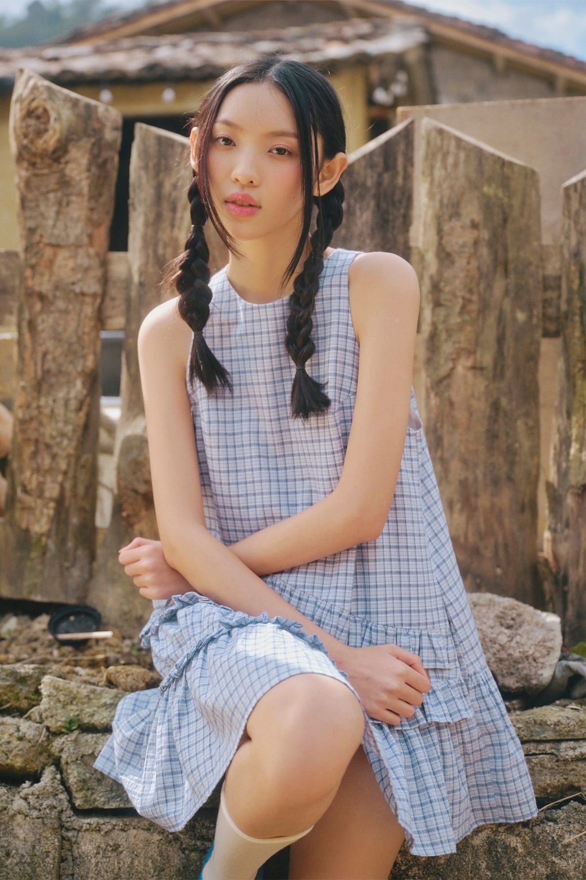 Váy xanh caro cổ yếm Blue Checked Halter Tiered Mini Dress