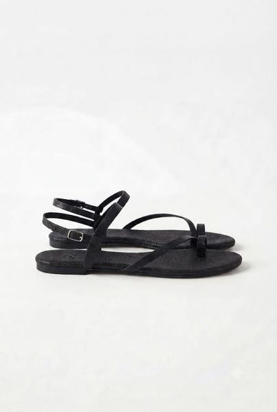  Sandal xỏ ngón Multy Strap Flat nhiều màu 