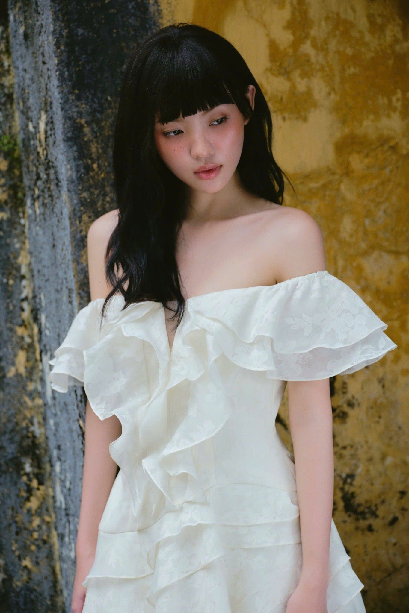 Váy hoa trễ vai Ianthe Fleur Dress nhiều màu