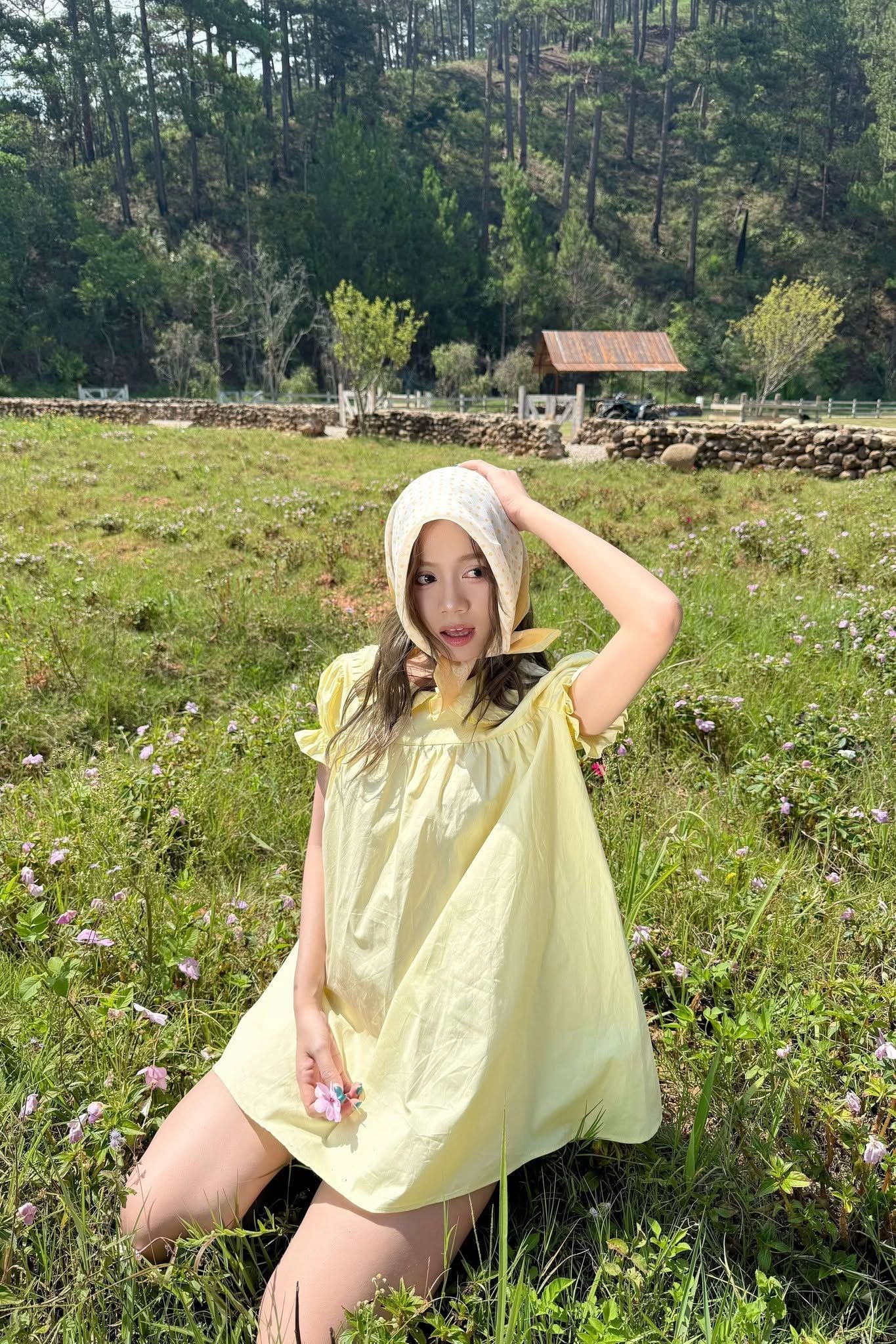 Váy babydoll Yellow Plain Babydoll