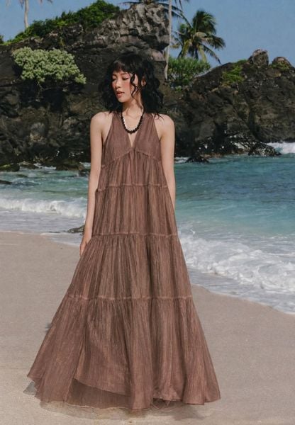  Váy maxi cổ yếm Sejal Maxi Dress in Brown 