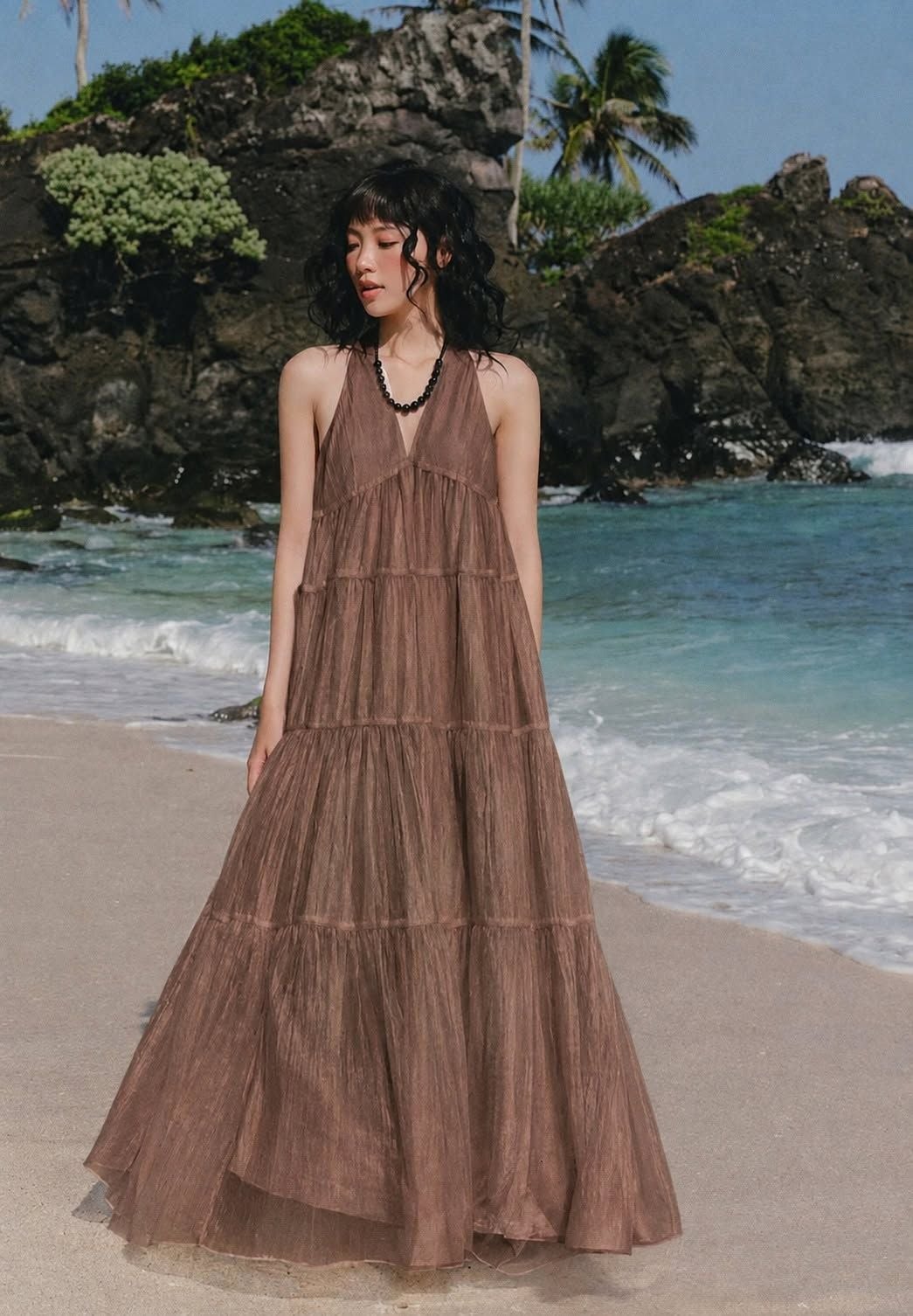 Váy maxi cổ yếm Sejal Maxi Dress in Brown
