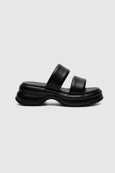  Betsy Black Sandals 