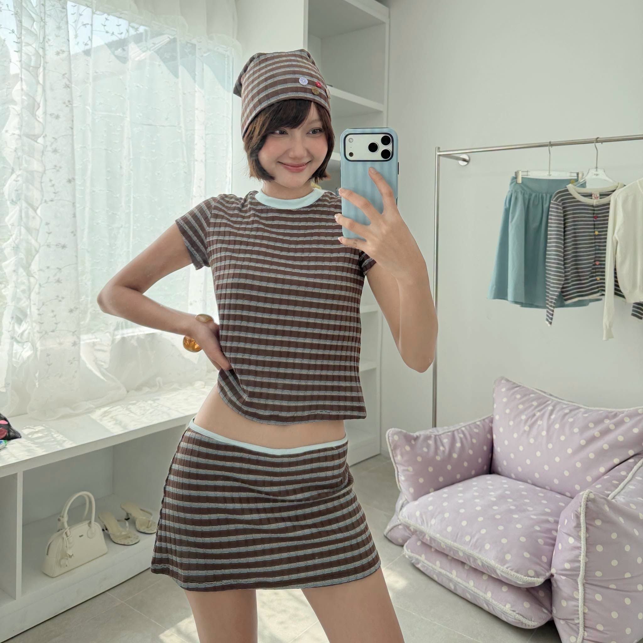 Set áo và chân váy sọc ngắn Brown Striped Short Sleeves Round Neck Set