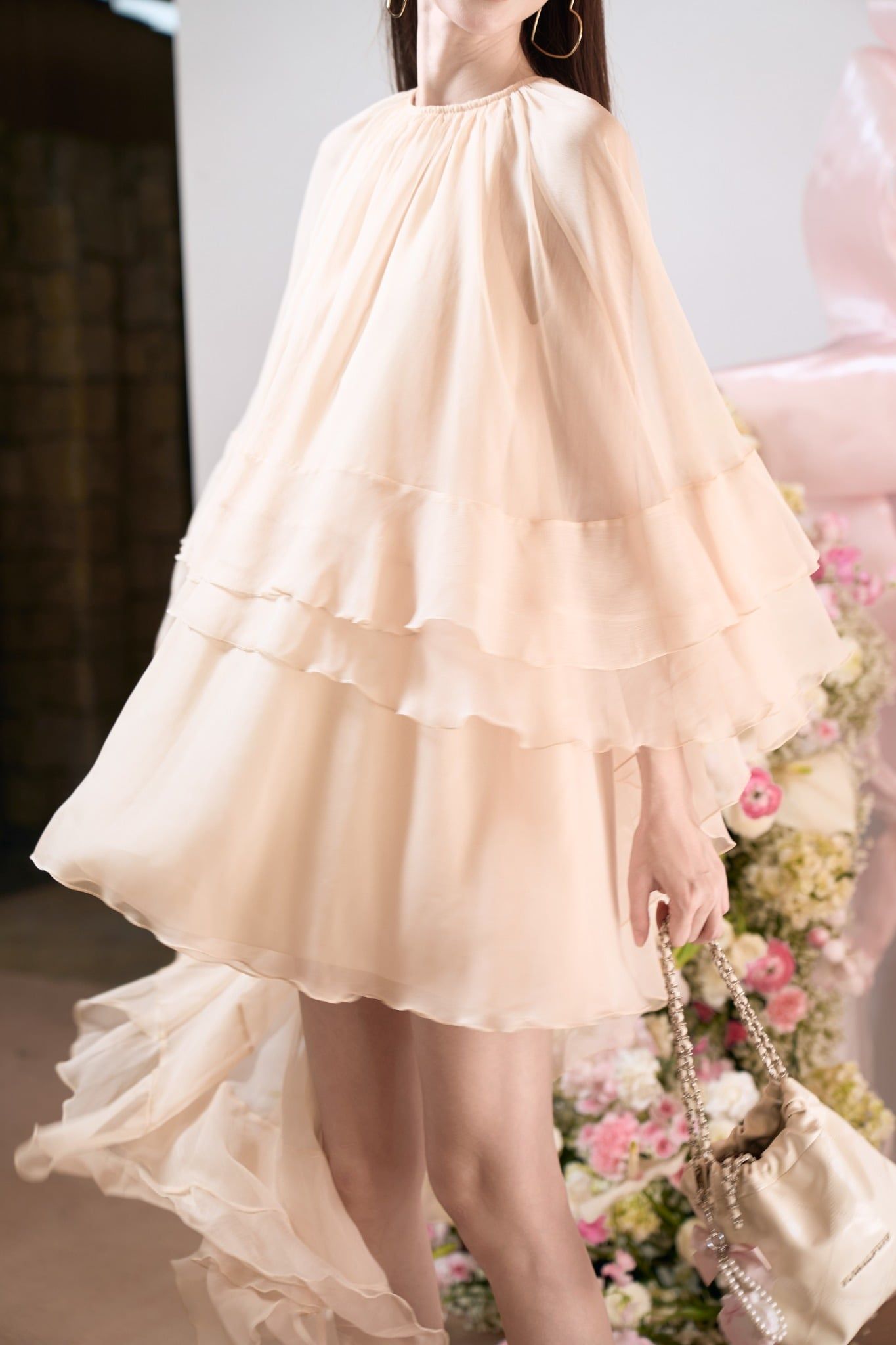 Váy đi tiệc Cream Chiffon High Low Ruffle Mini Dress