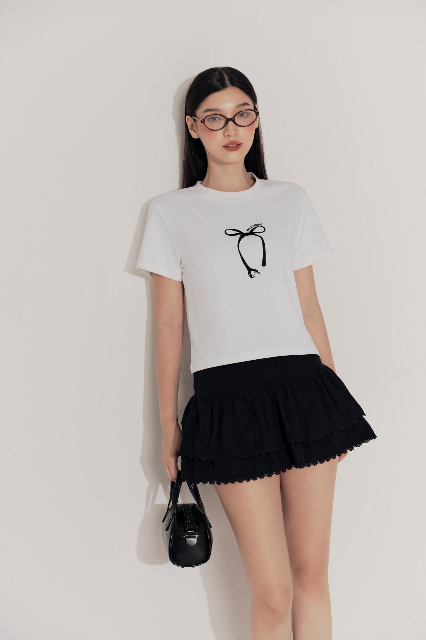Áo Aruna Bow T Shirt in White