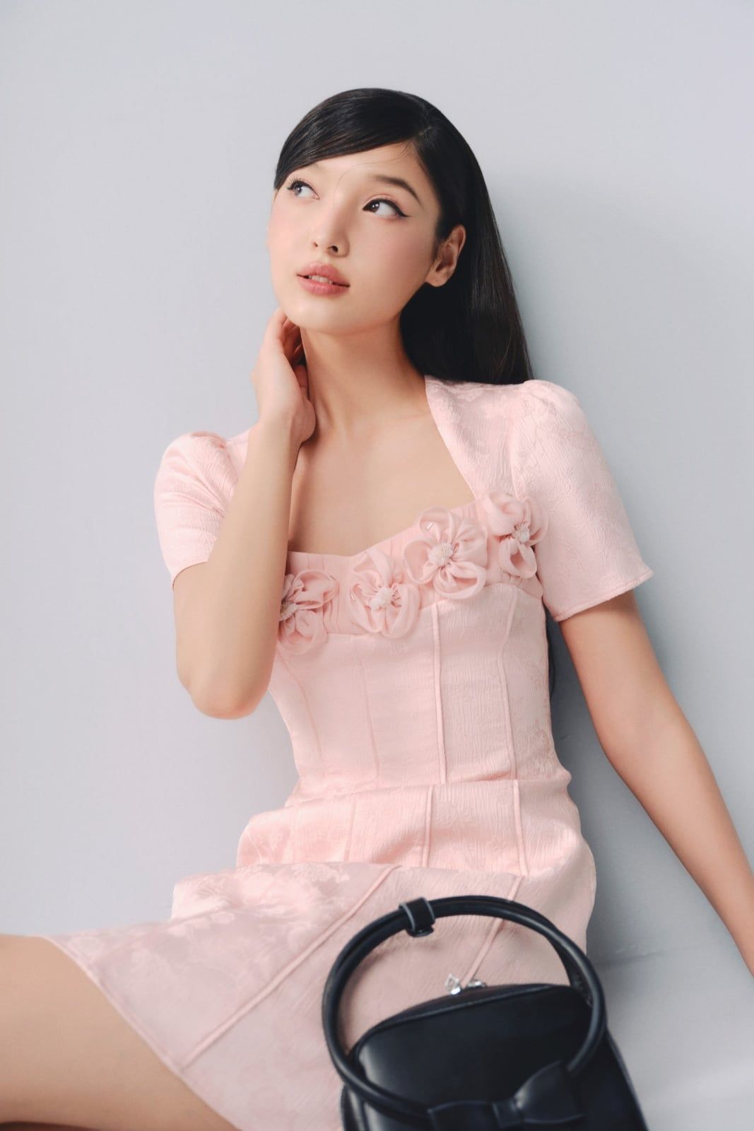Váy hoa chiết eo Fuchsia Dress