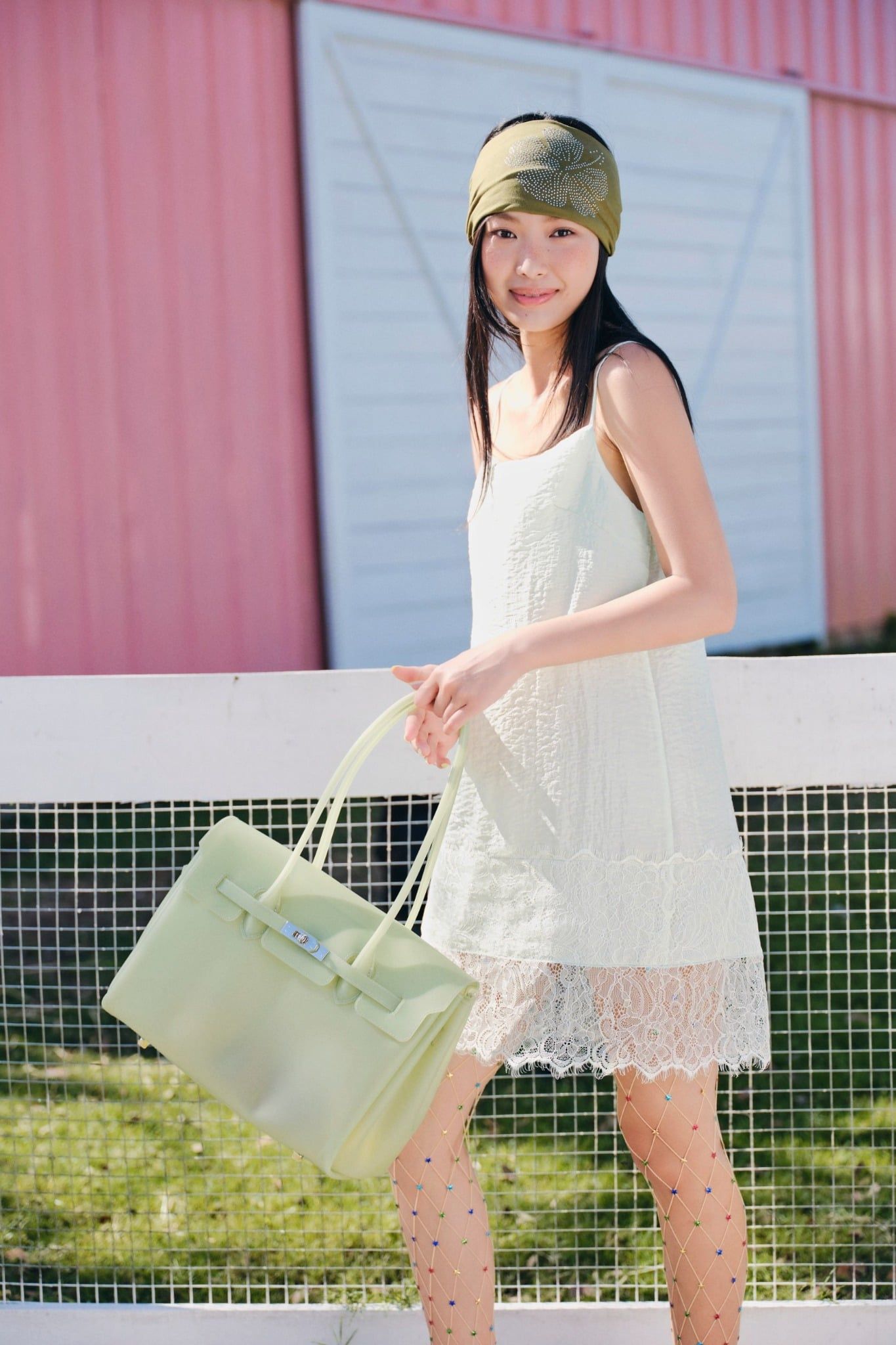 Váy lụa 2 dây Mint Silky Lace Hem Mini Dress