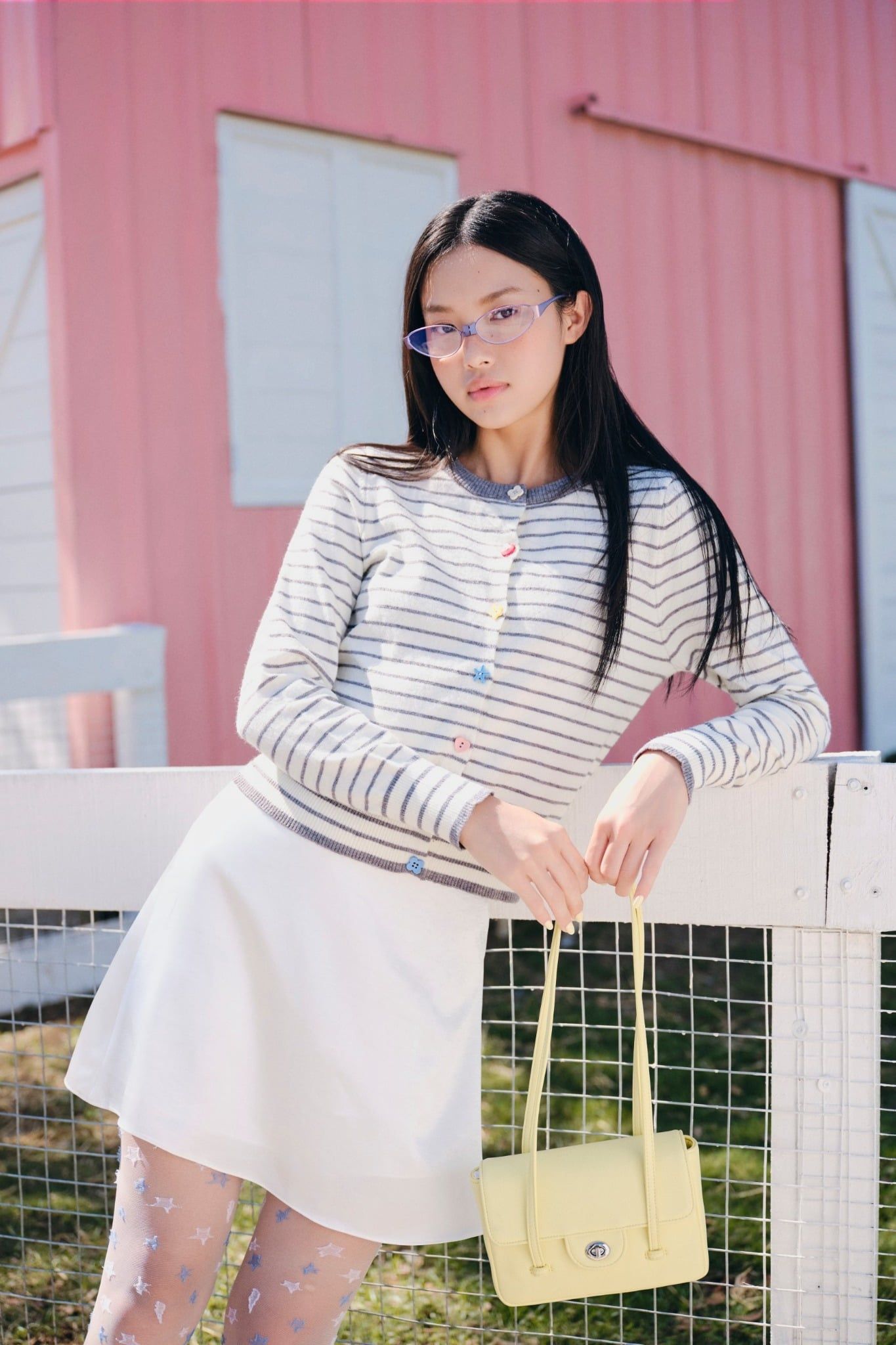 Chân váy mini White Silky A Line