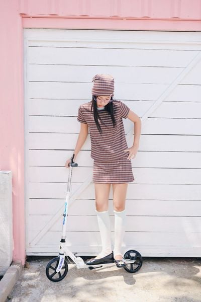  Set áo và chân váy sọc ngắn Brown Striped Short Sleeves Round Neck Set 