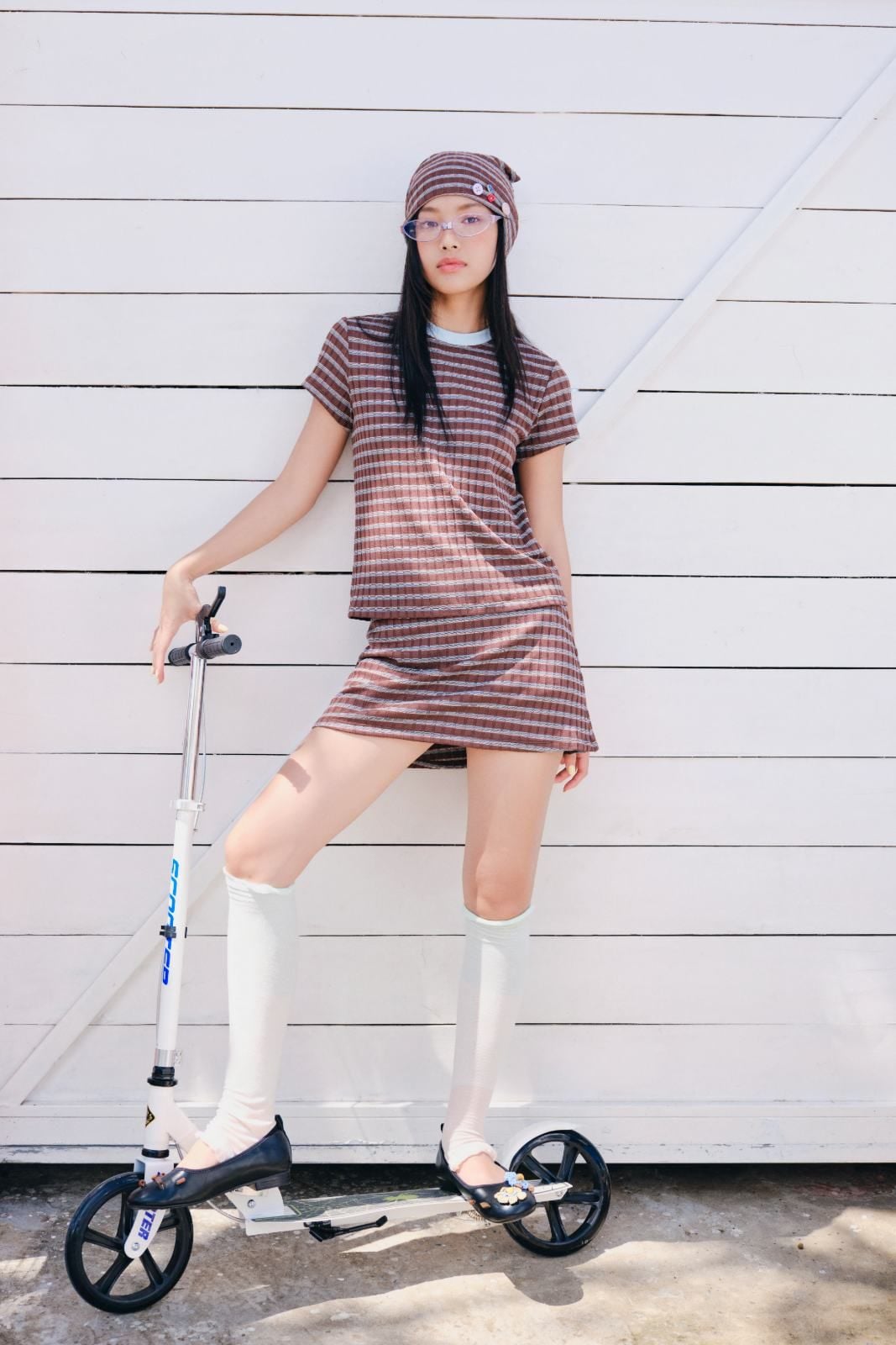 Set áo và chân váy sọc ngắn Brown Striped Short Sleeves Round Neck Set