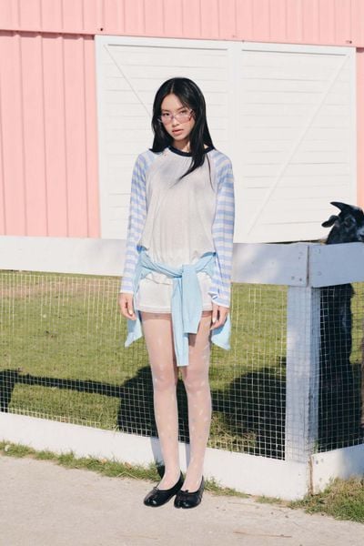  Áo tay dài phối kẻ sọc White Blue Striped Long Sleeves Tshirt 