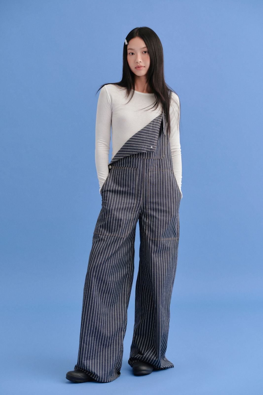 Áo thun tay dài trơn White Plain Cotton Long Sleeves Shirt