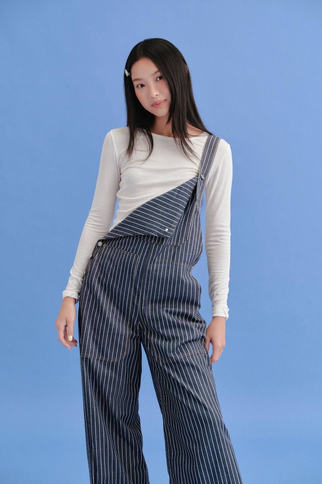 Áo thun tay dài trơn White Plain Cotton Long Sleeves Shirt