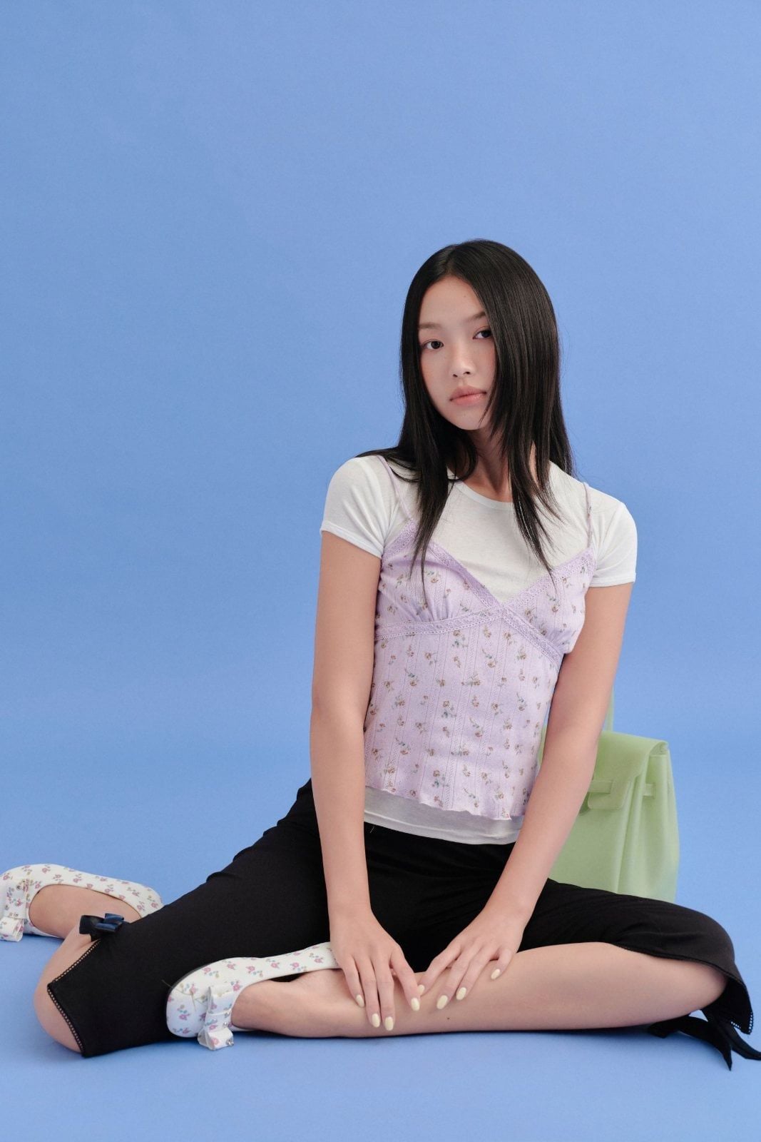 Áo thun trơn ôm dáng White Plain Cotton T Shirt