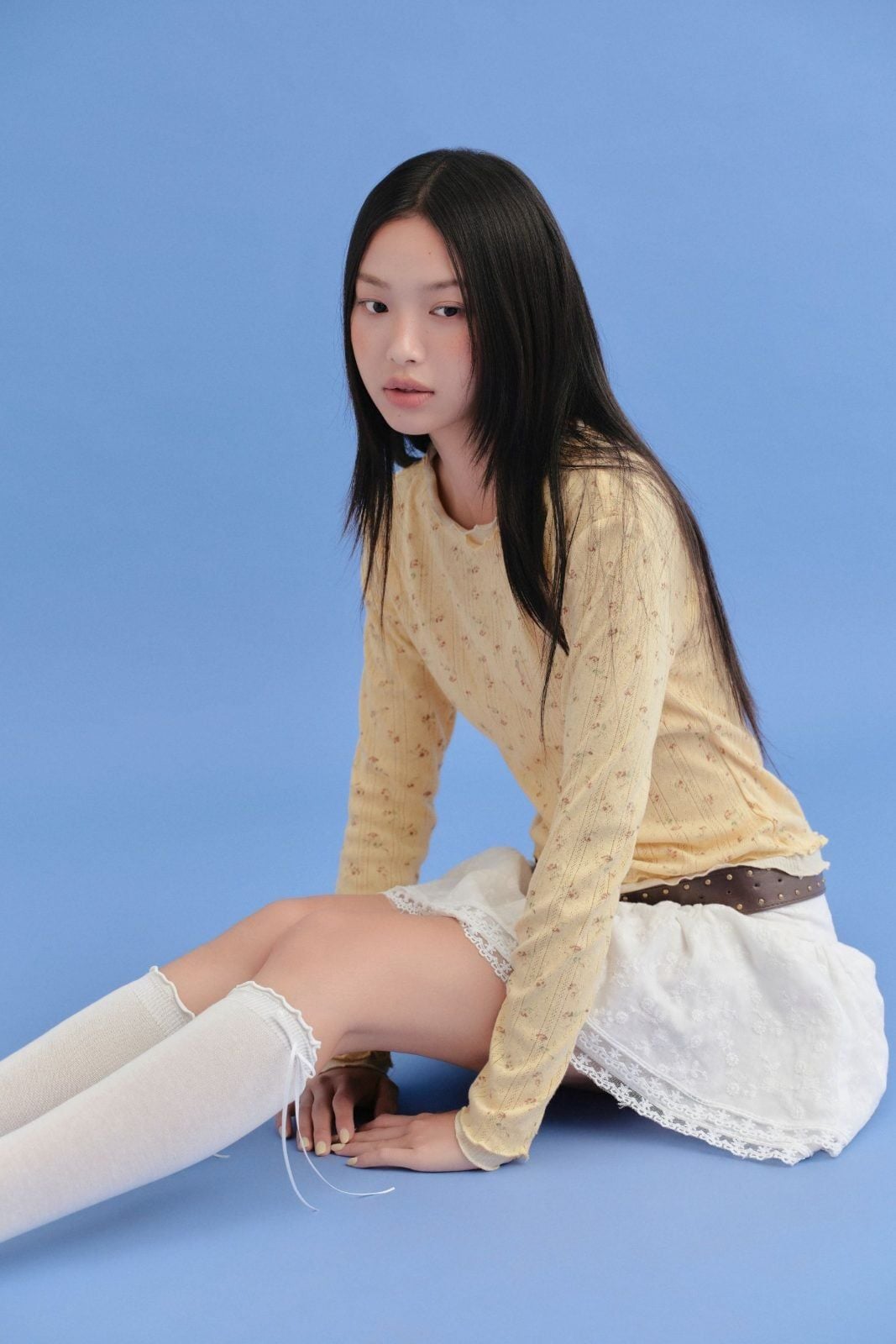 Áo tay dài họa tiết hoa nhí Yellow Cotton Star Print Long Sleeve Top