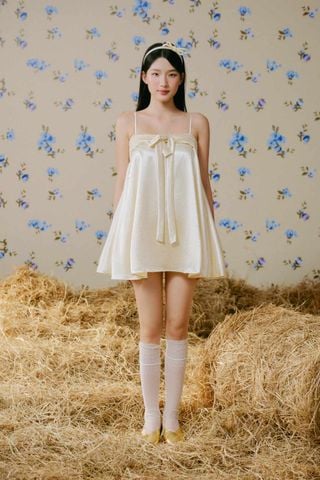 Váy lụa cột nơ Satin Bow Strapless Mini Dress nhiều màu