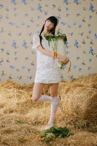  Chân váy lụa họa tiết caro White Woven Check Mini Skirt 