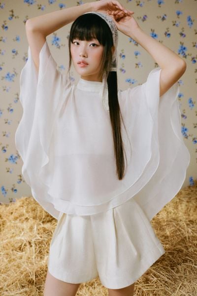  Quần shorts tơ Ivory Essential Tafta Shorts 