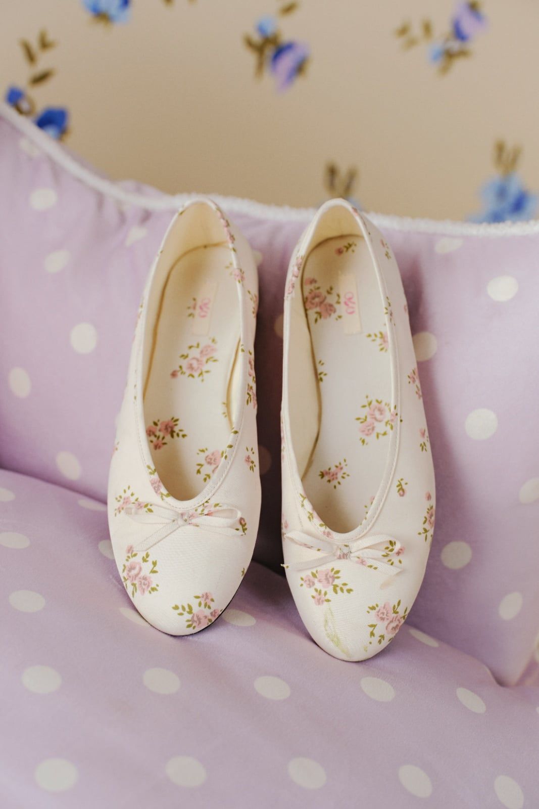 Giày búp bê họa tiết hoa cổ điển Floral Flats nhiều màu