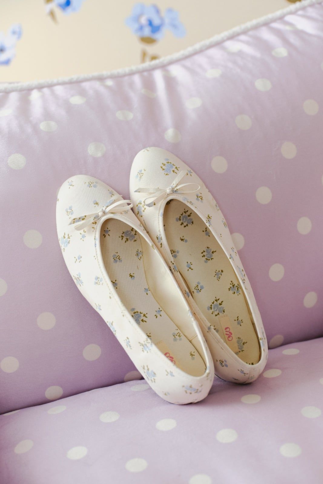 Giày búp bê họa tiết hoa cổ điển Floral Flats nhiều màu
