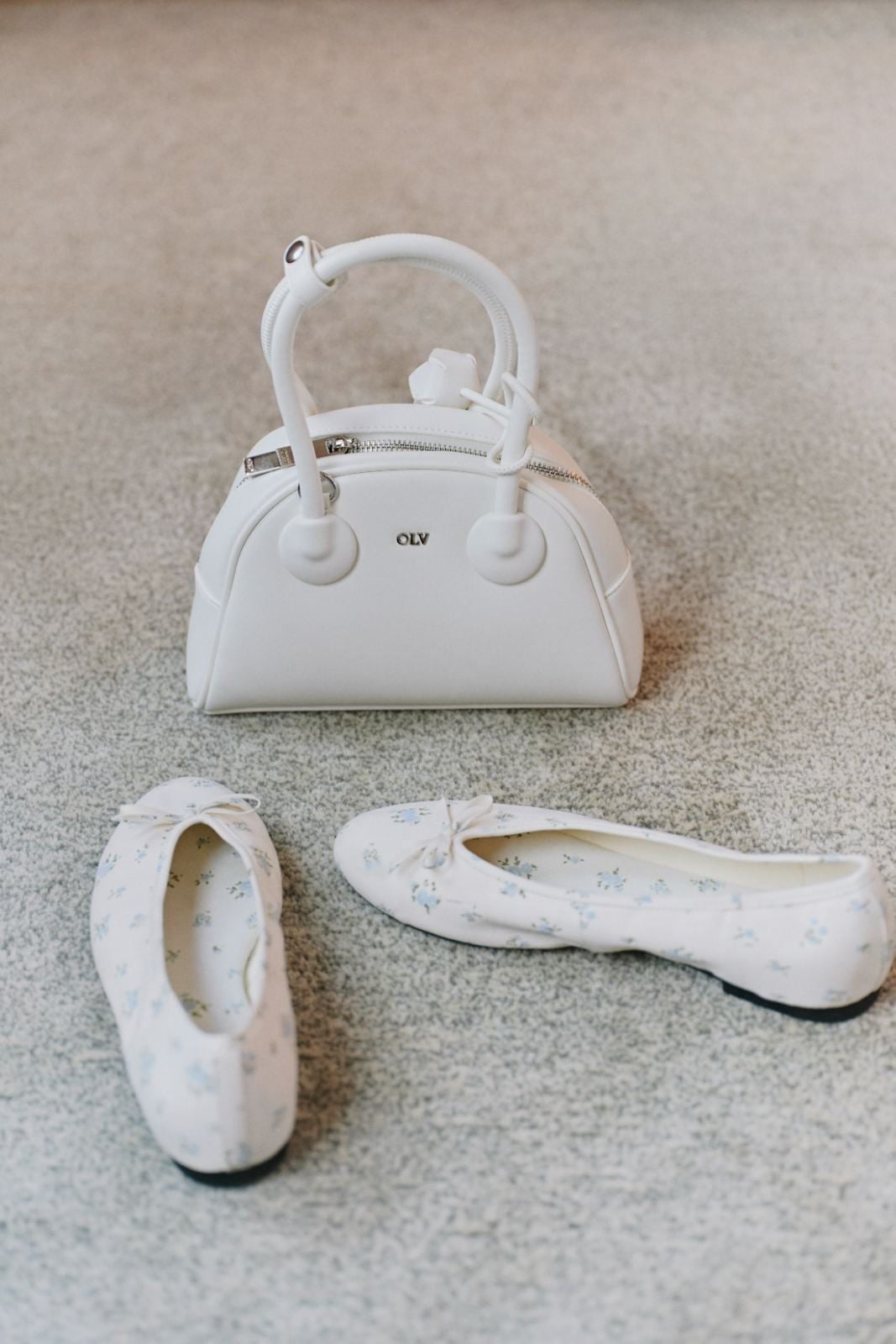 Túi da phom vòm màu trắng White Leather Dome Bag