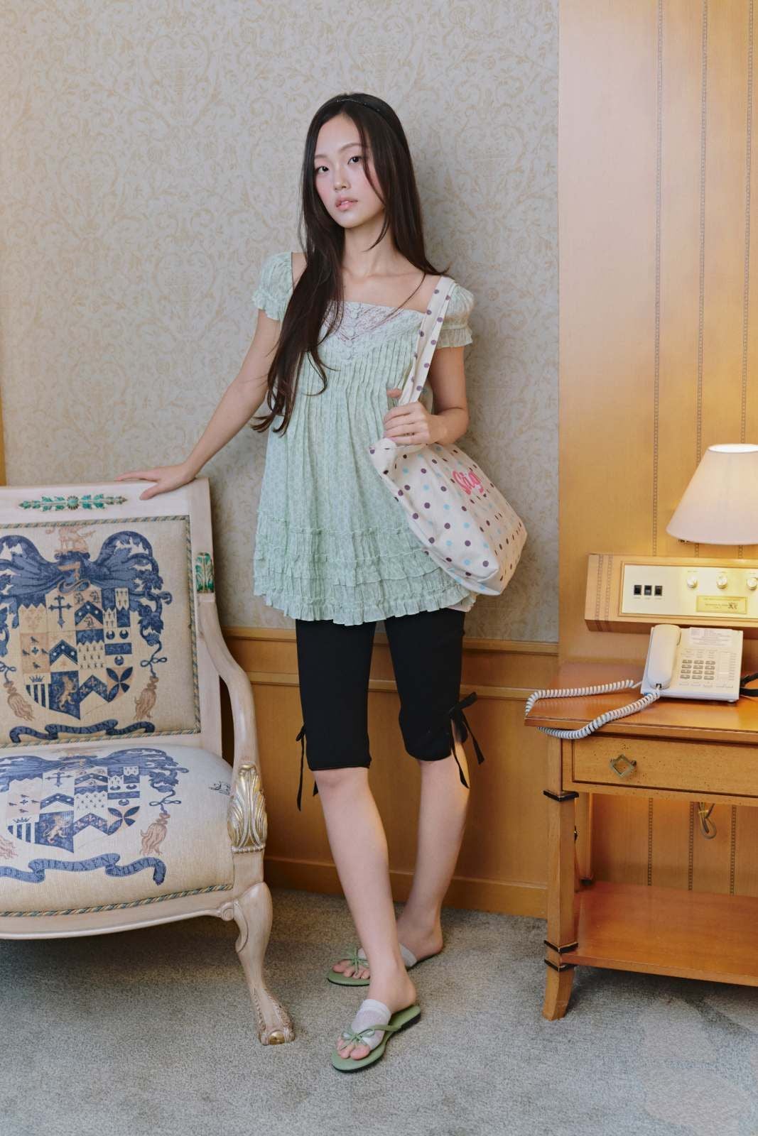 Váy babydoll Kate Ruffled Babydoll Dress nhiều màu