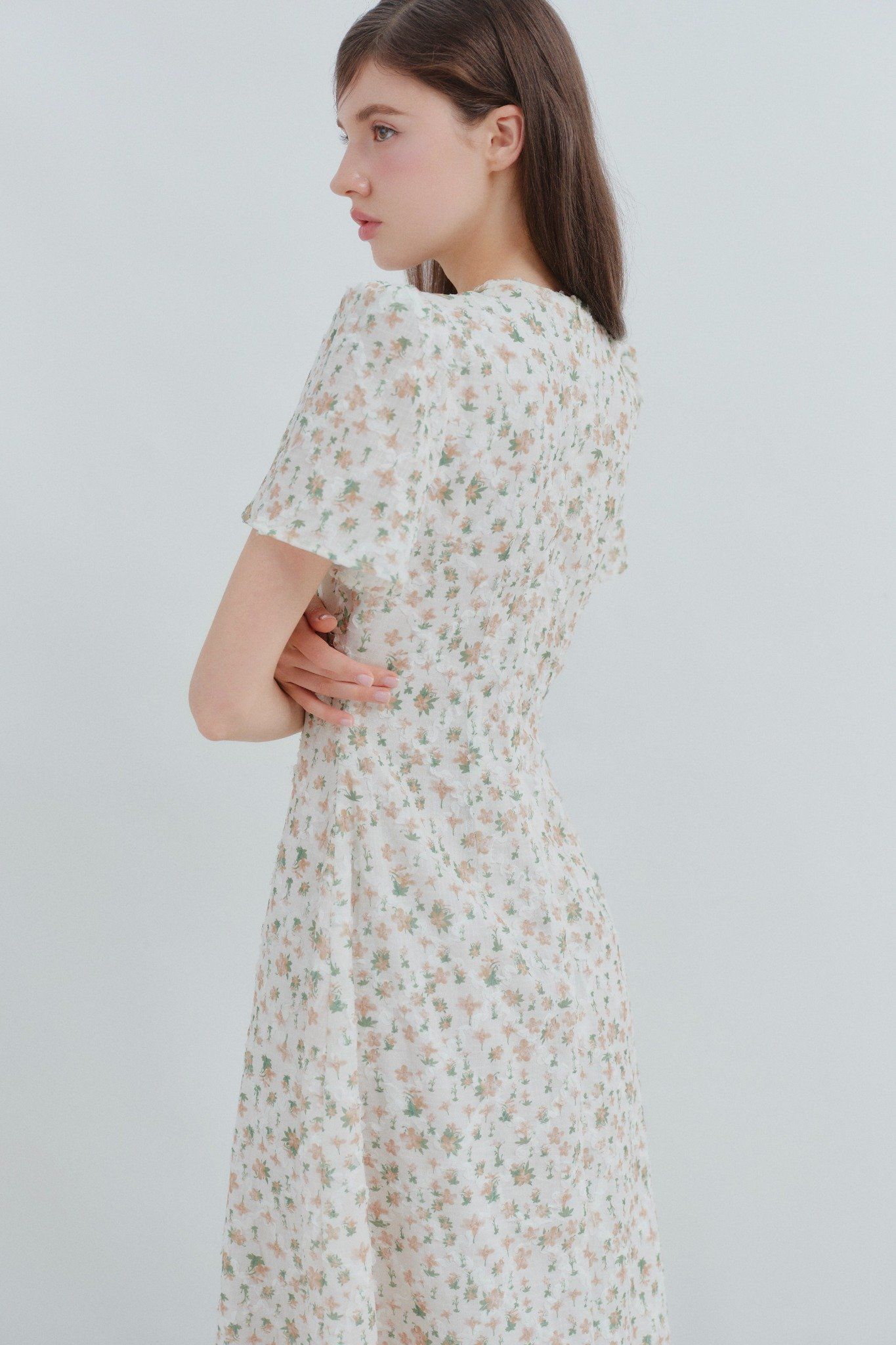 Aulelei Fleur Dress in Light Cream
