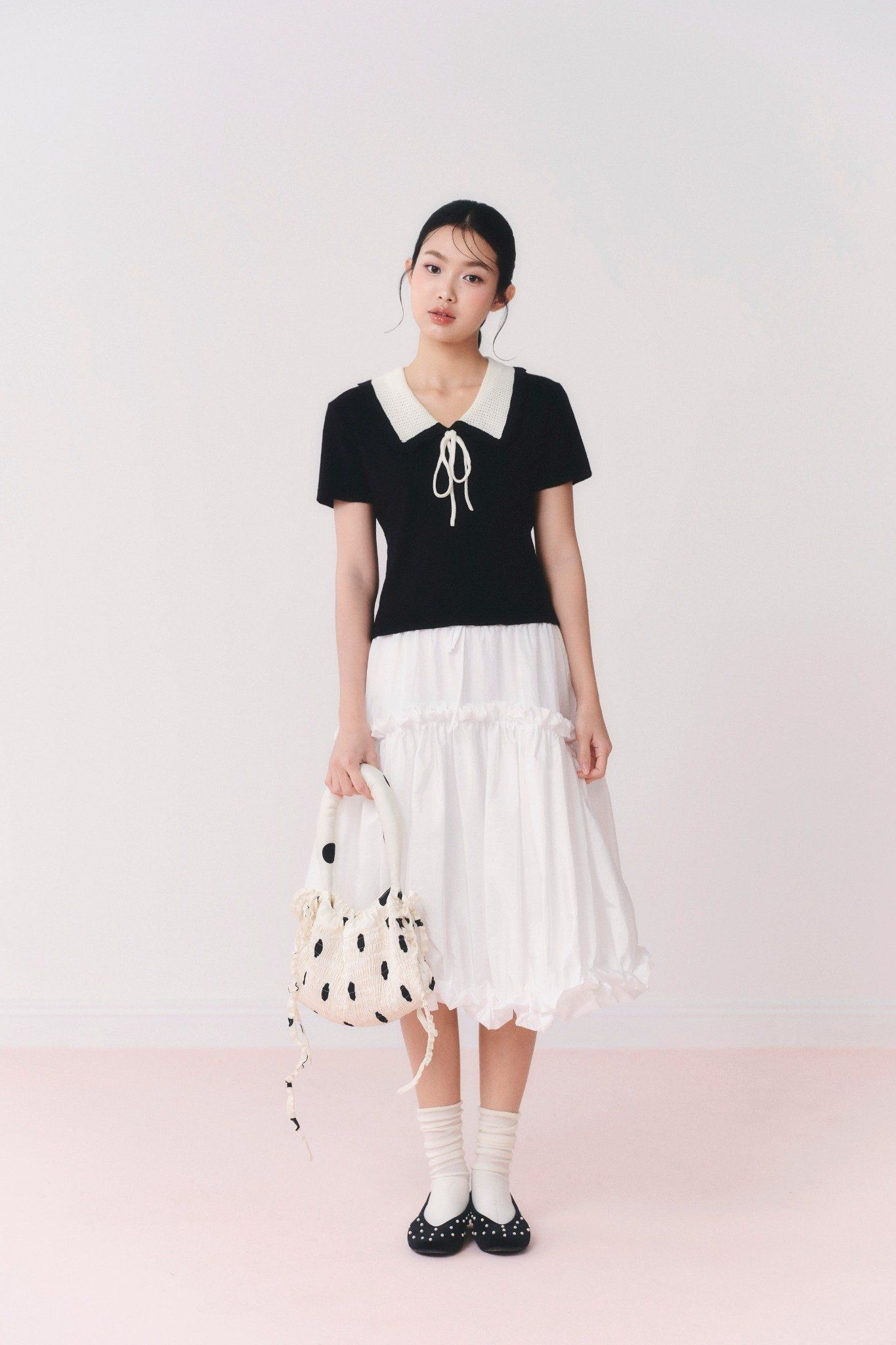 Áo Sooah Knit Top in Black
