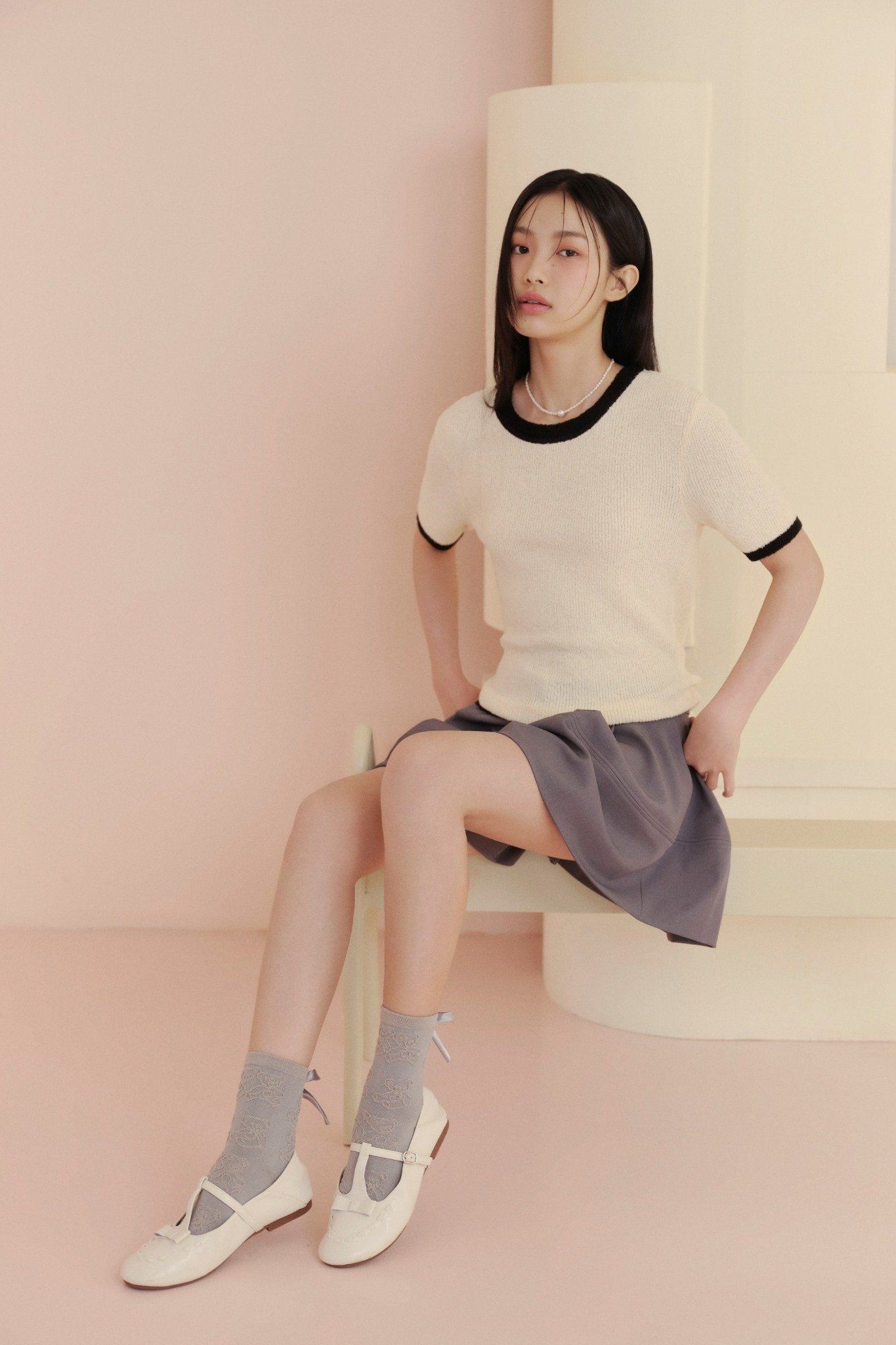 Áo Cream Knit Trim Top