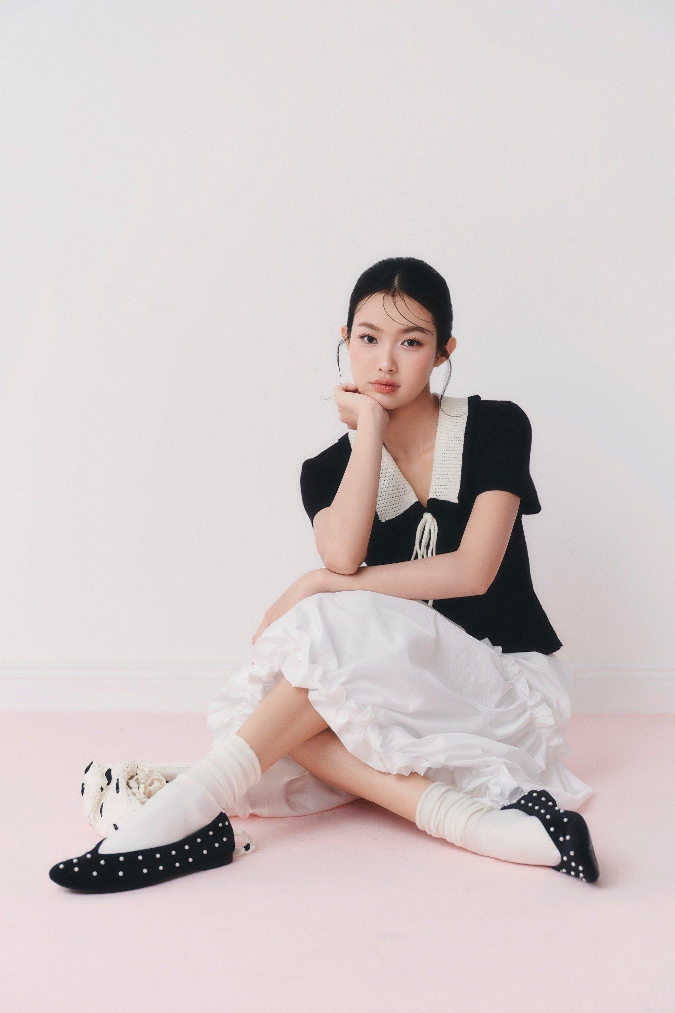 Áo Sooah Knit Top in Black