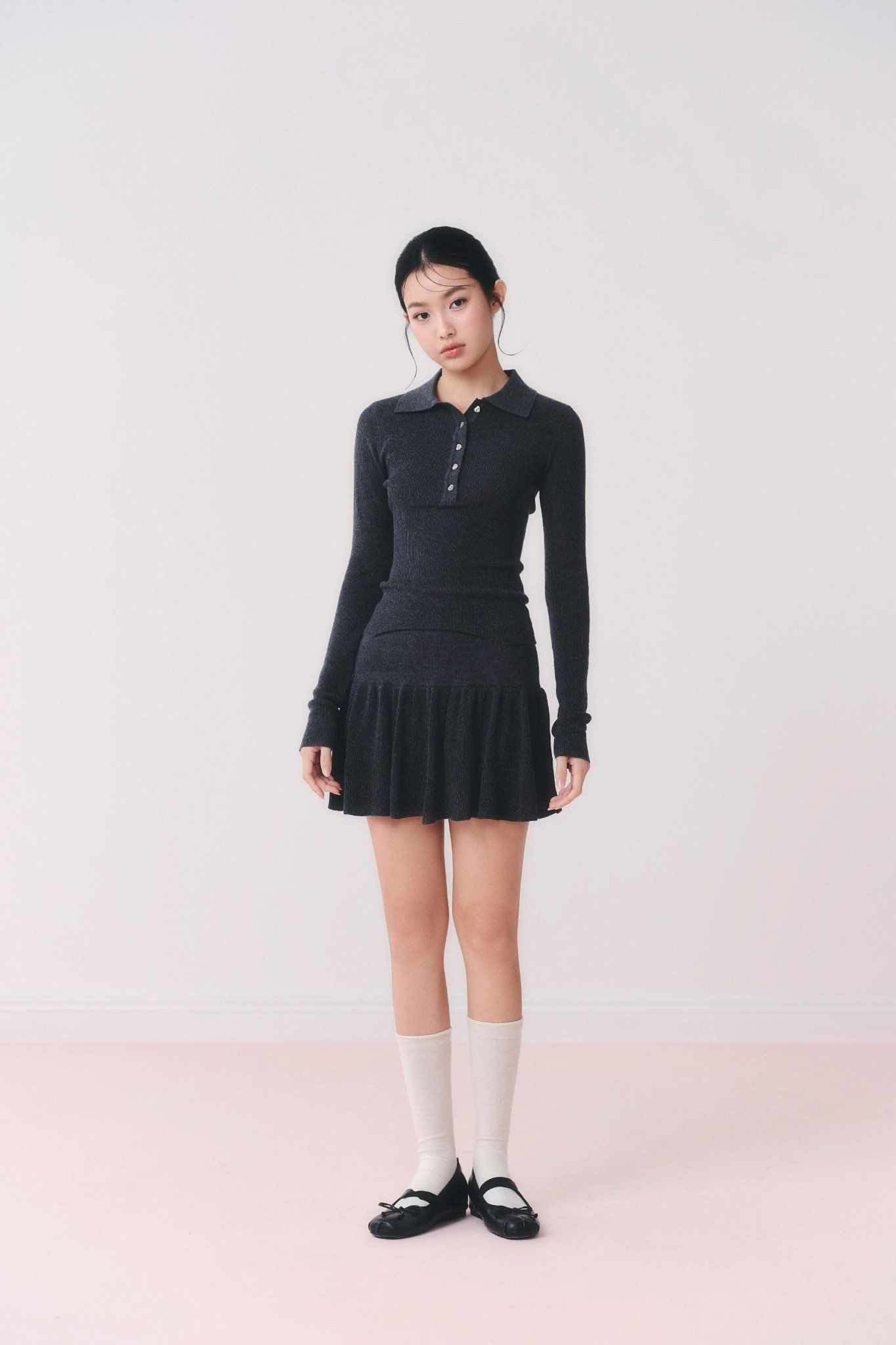 Charcoal Ribbed Knit Heart Button Set