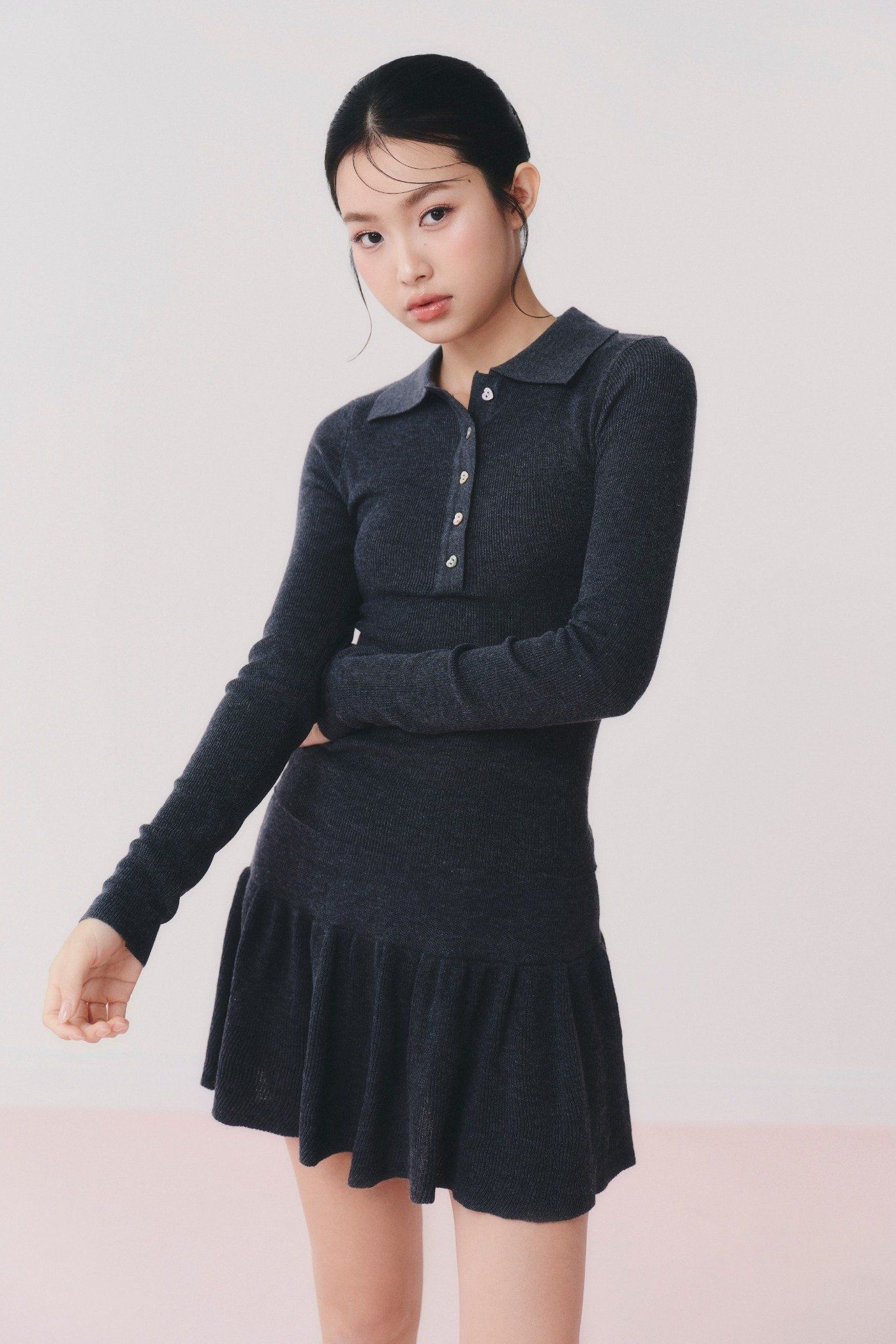 Charcoal Ribbed Knit Heart Button Set