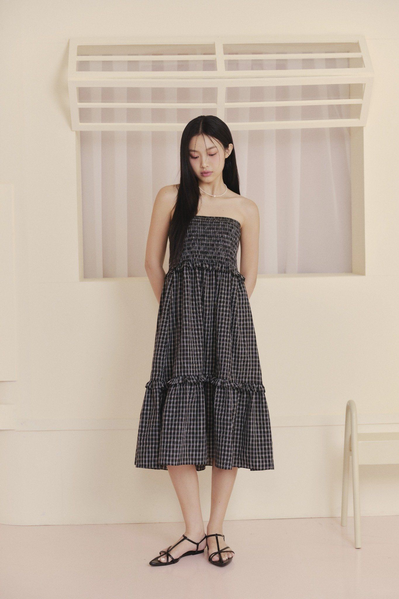 Chân váy Black Checked Ruffled Maxi Skirt