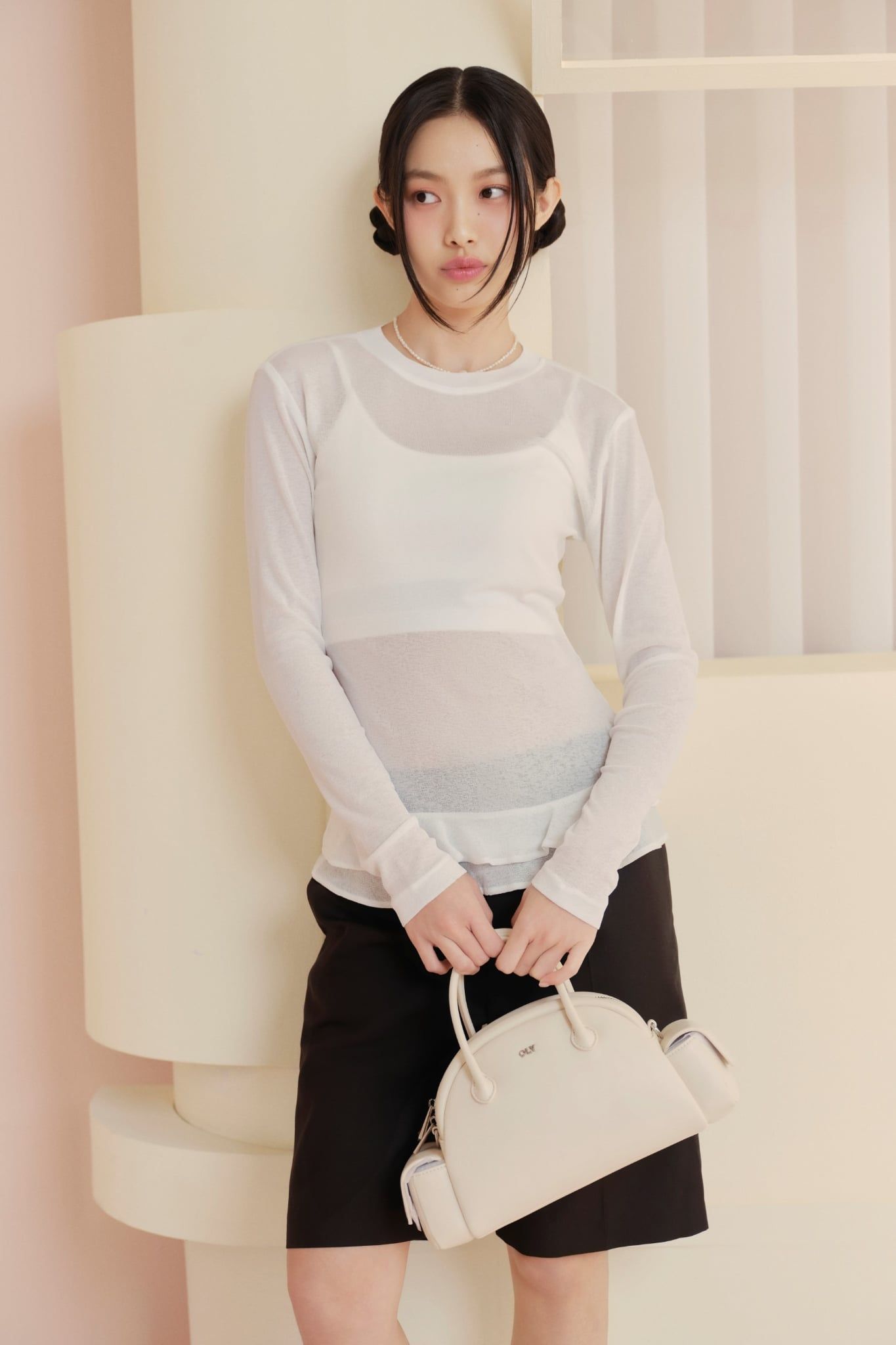 Quần shorts Black Knee Length Pants