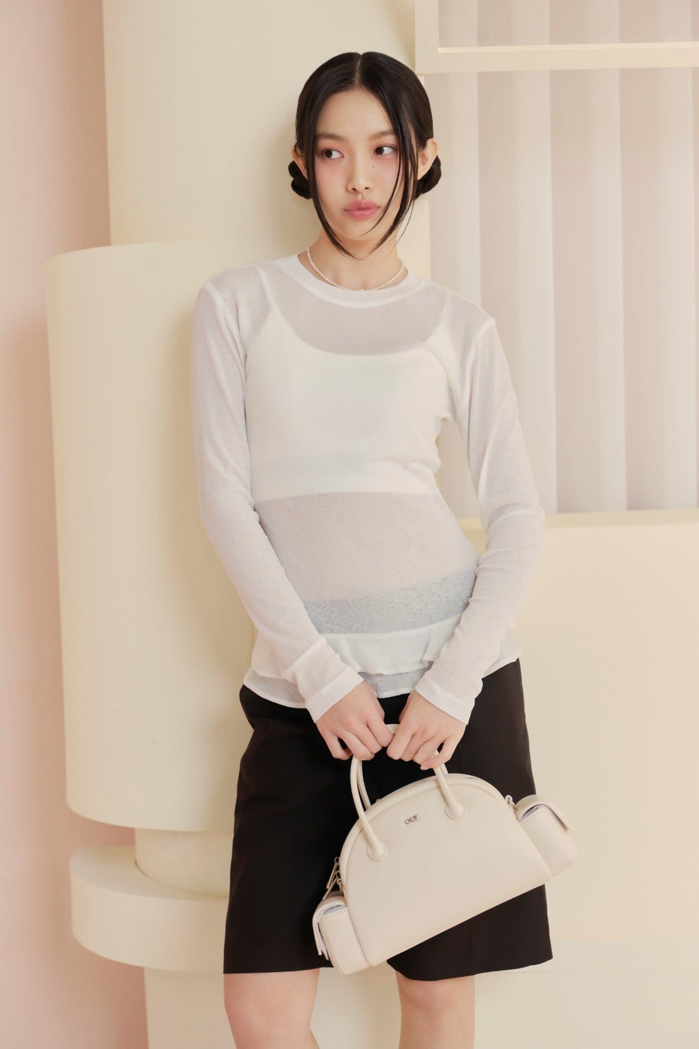 Áo tay dài White Sheer Ruffle Top