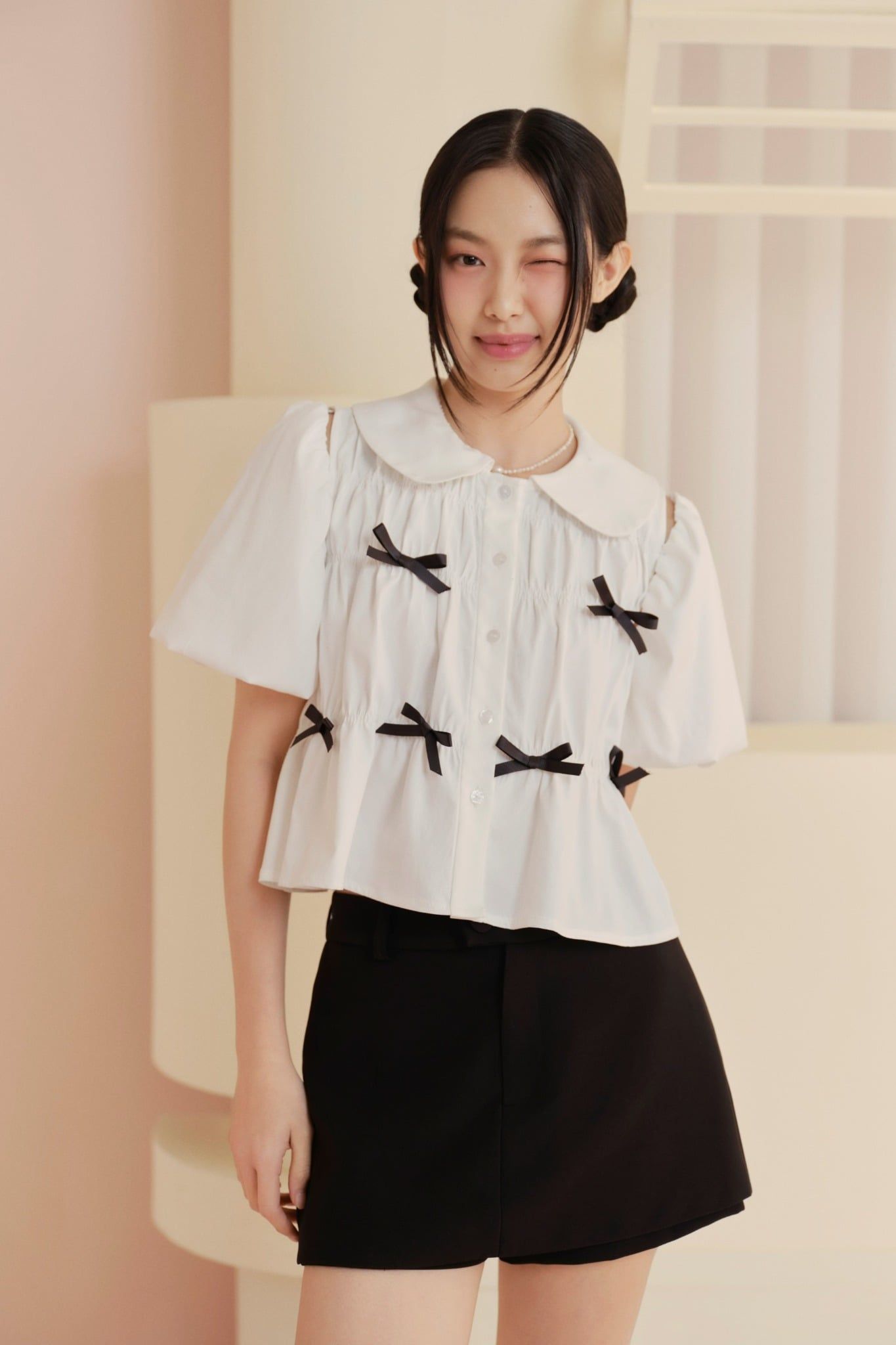 Áo babydoll phối nơ Striped Puff Sleeve Shirt nhiều màu