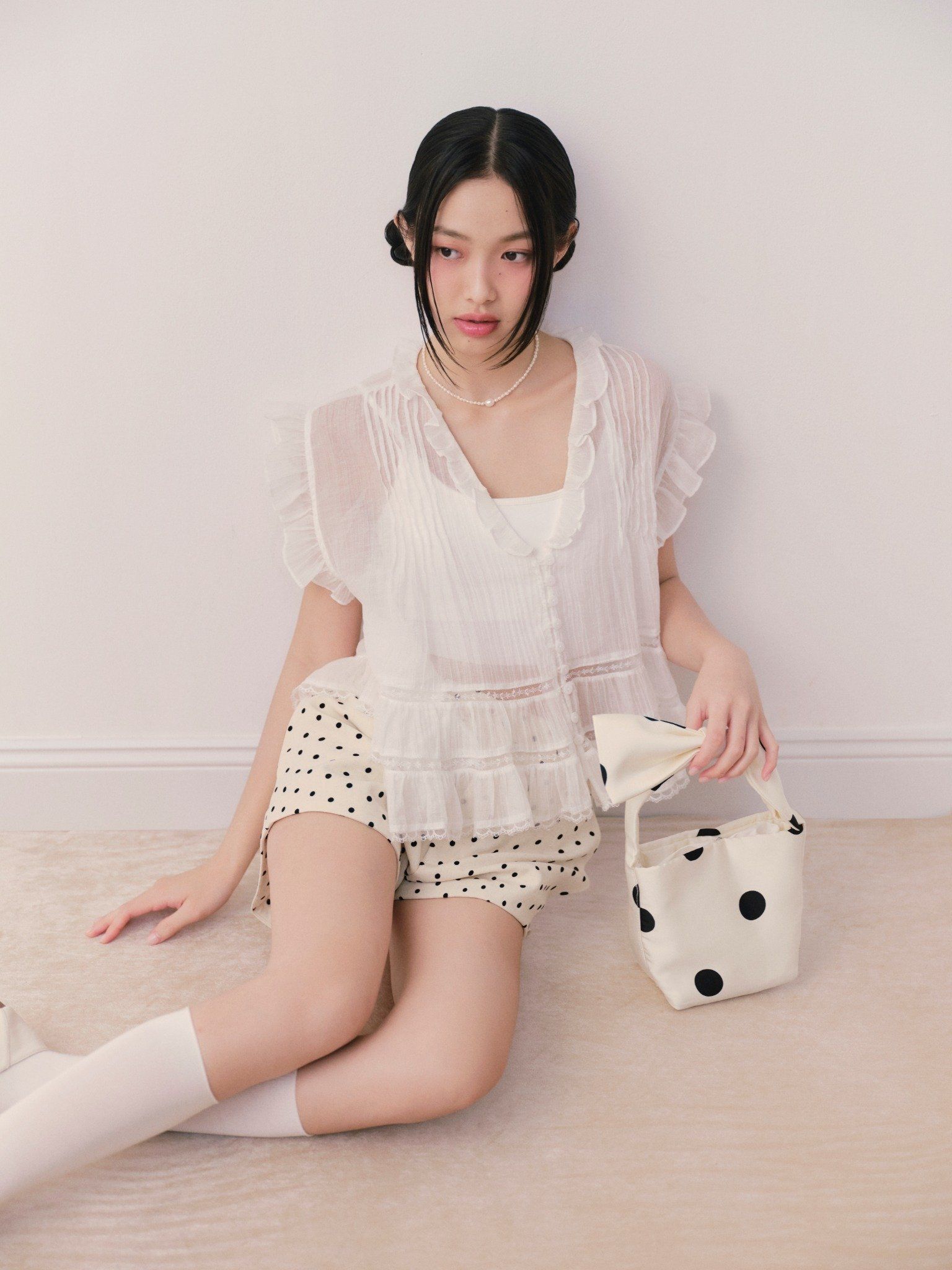 Quần Beige Kaki Polka Dot Shorts