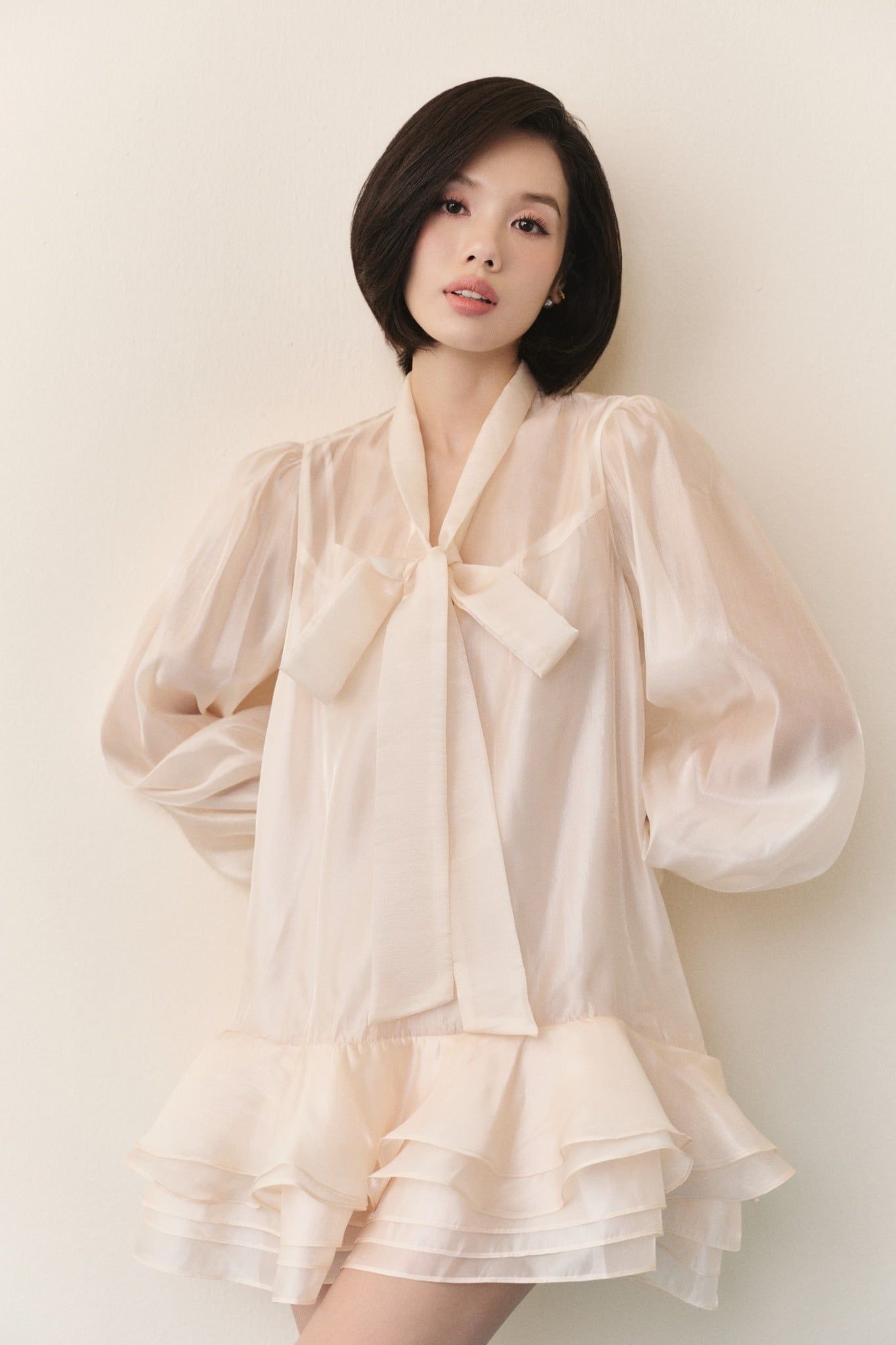 Đầm suông Chiffon Bowy Oversized Mini Dress nhiều màu