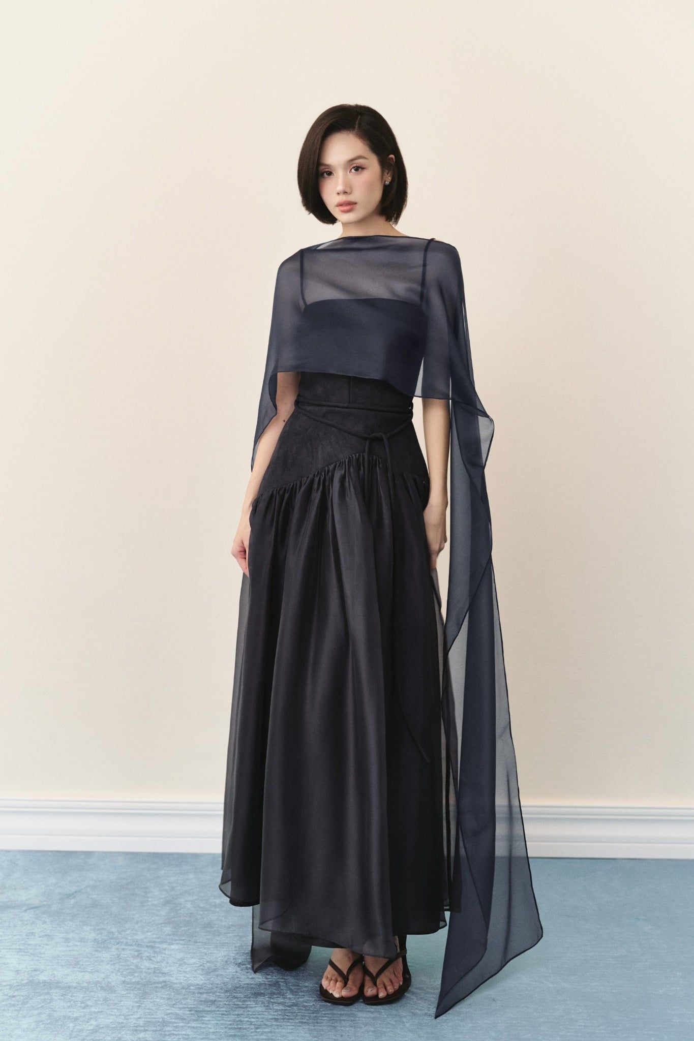 Váy tiệc Navy Strappy Pleated Belted Maxi Dress