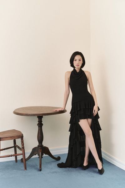  Black Ruffled High Low Hem Halter Neck Dress 