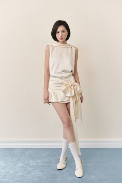  Set áo và chân váy lụa Cream Satin Set 