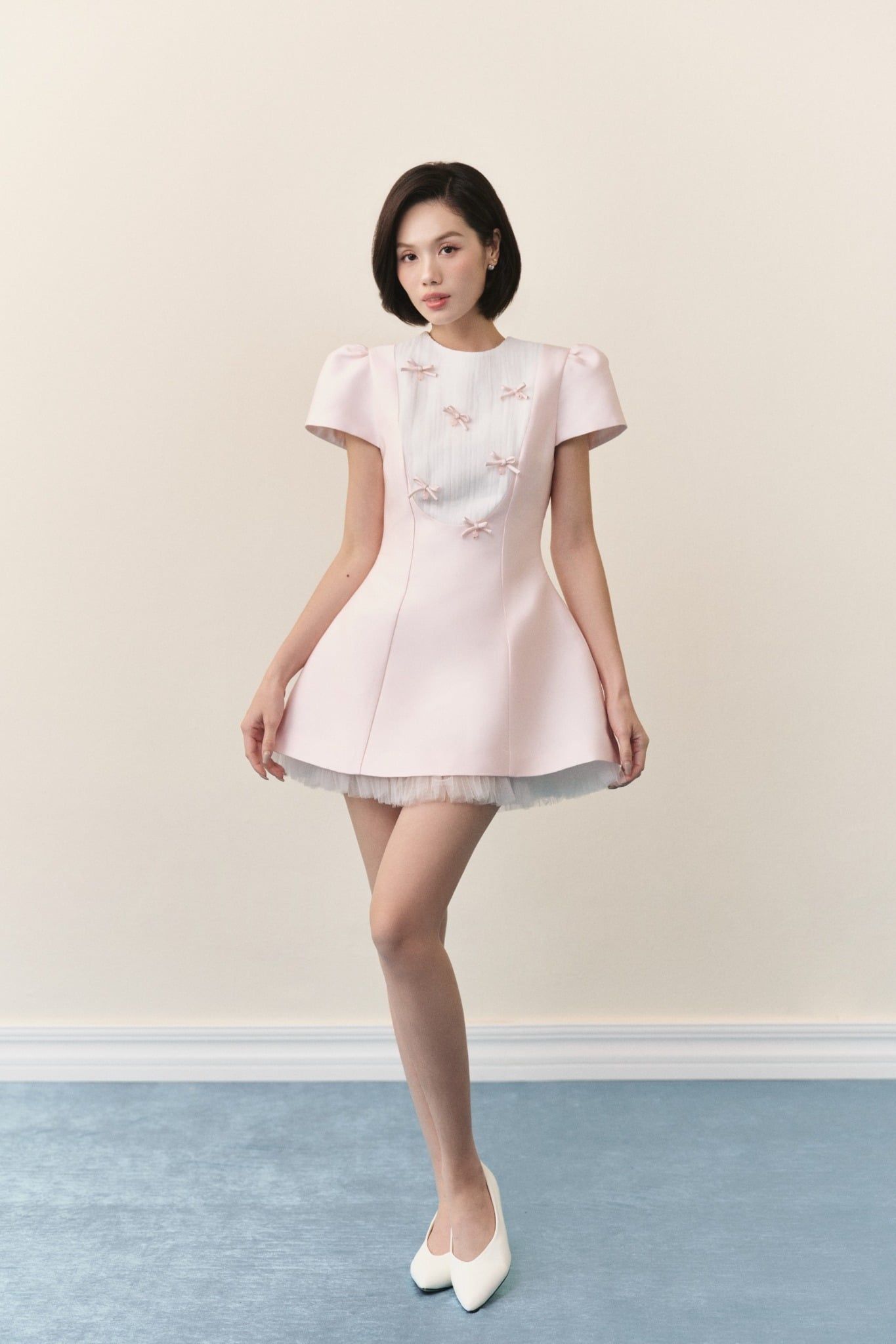 Đầm chiết eo A Line White Layered Mini Dress nhiều màu