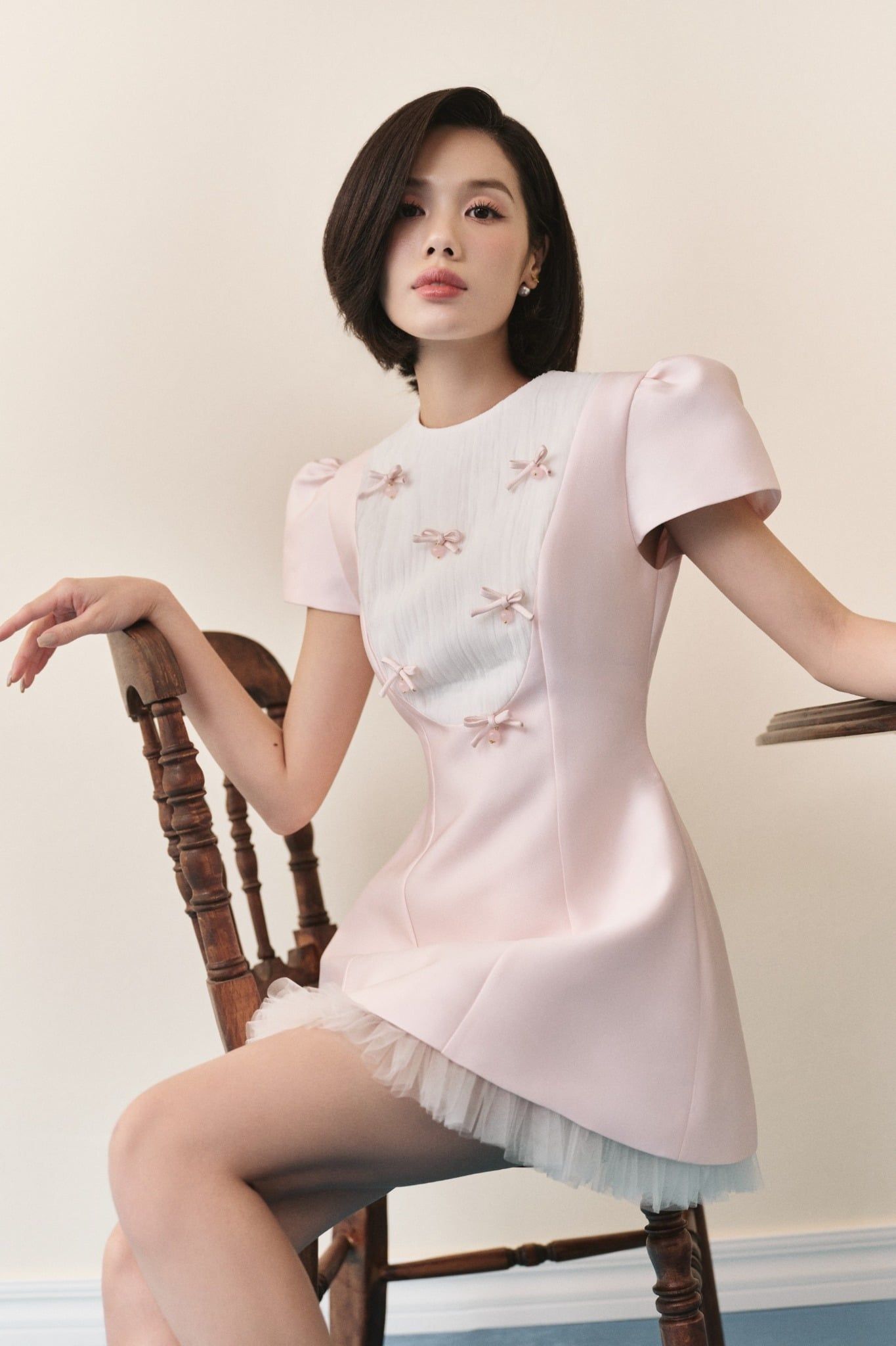Đầm chiết eo A Line White Layered Mini Dress nhiều màu