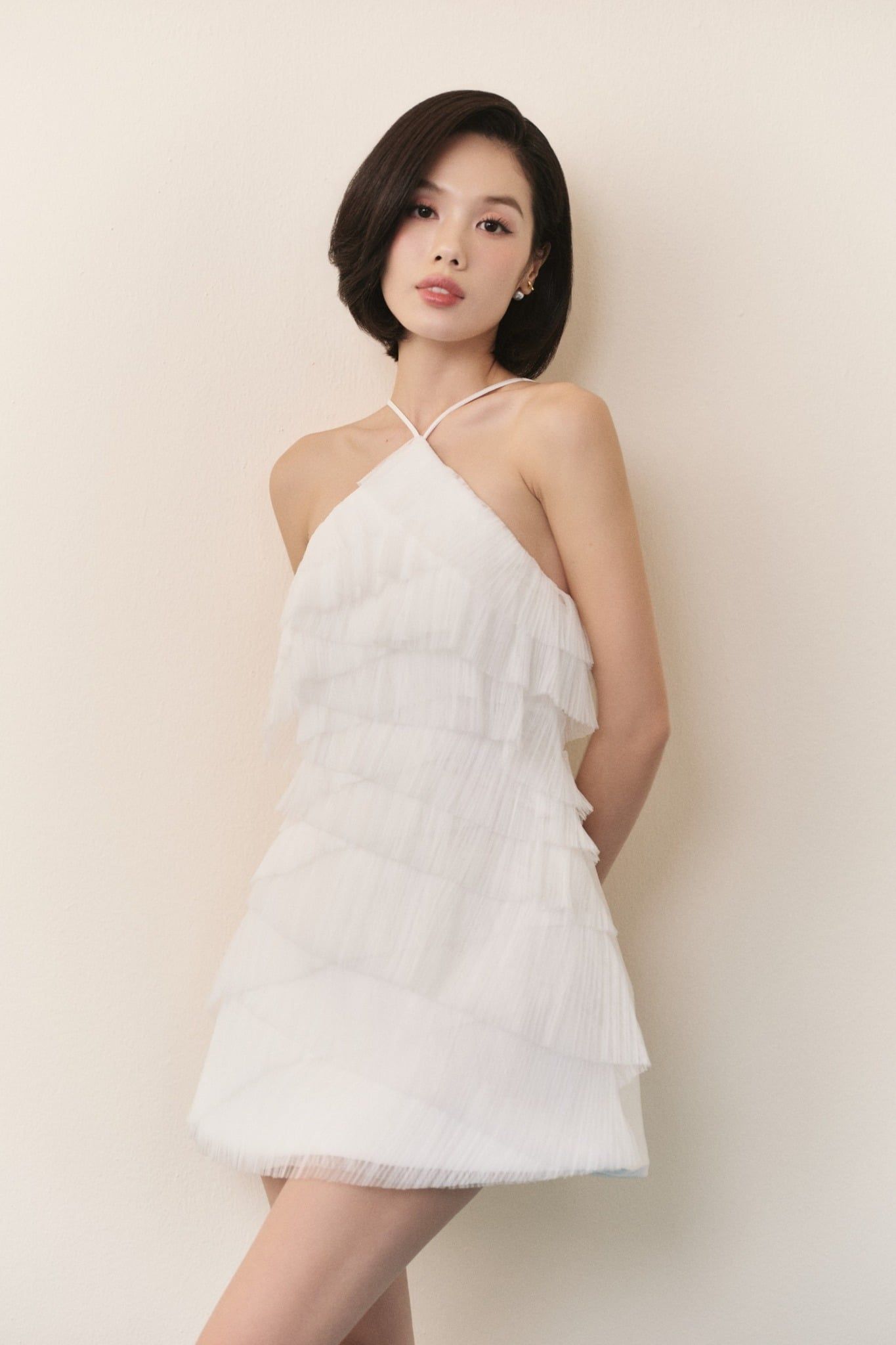 Đầm cổ yếm White Tafta Ruffled Layered Mini Dress