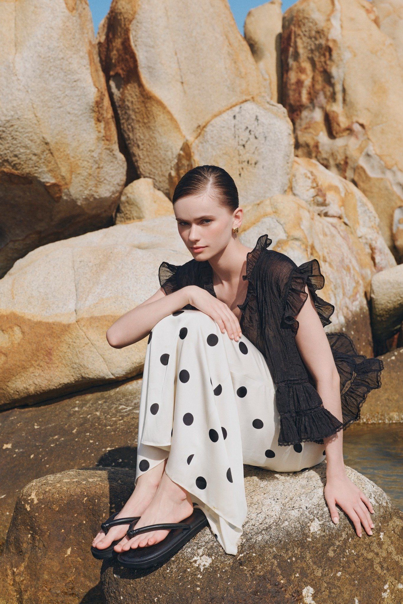 Chân váy Cream Dot Maxi Skirt
