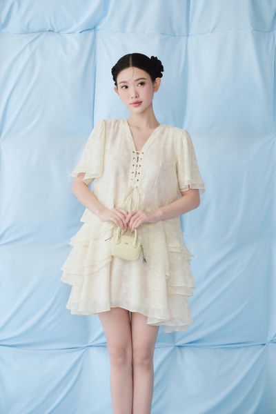  Váy tầng cổ V Cream Chiffon Layered Laced Up Loose Dress 
